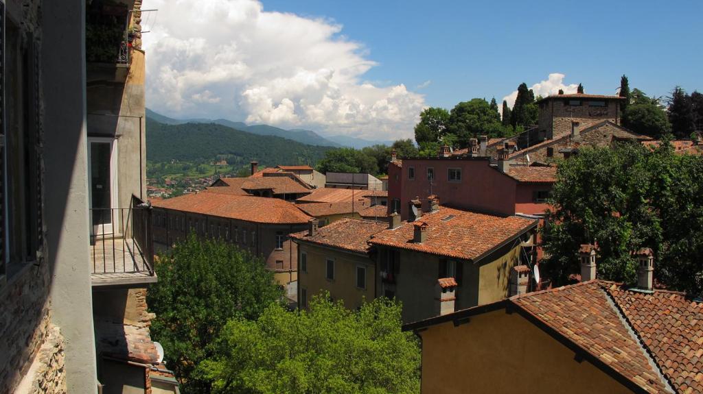 Apartamento La Torta Di Mele Bérgamo Exterior foto
